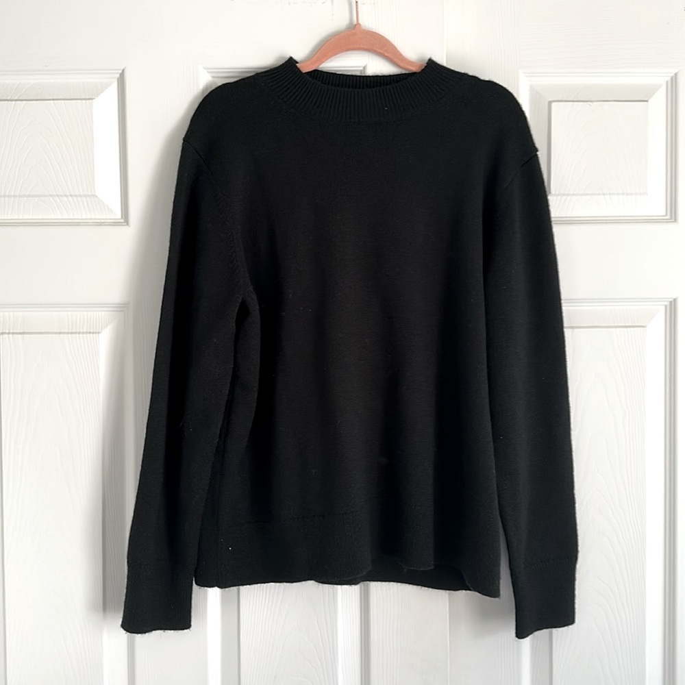 Banana Republic XXL open tie back sweater